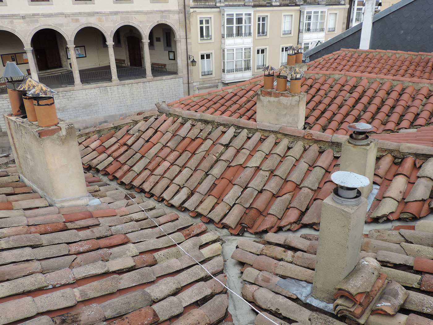 Reforma de tejados en Vitoria proyecto antes